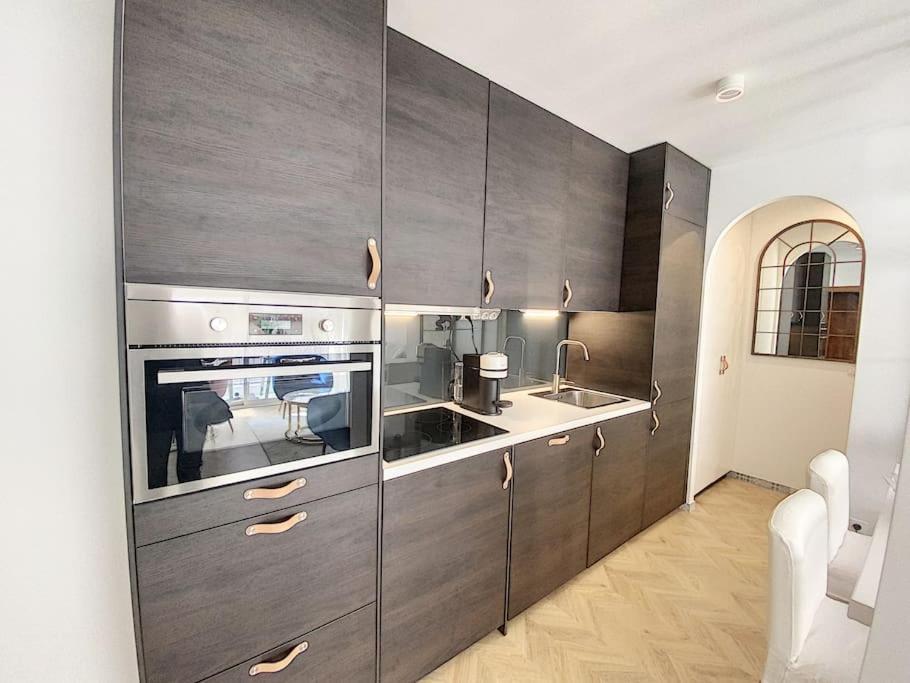 Appartement Style Architecte Proche De La Plage 戛纳 外观 照片