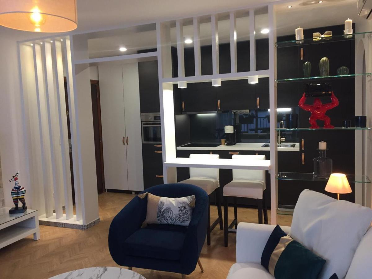Appartement Style Architecte Proche De La Plage 戛纳 外观 照片